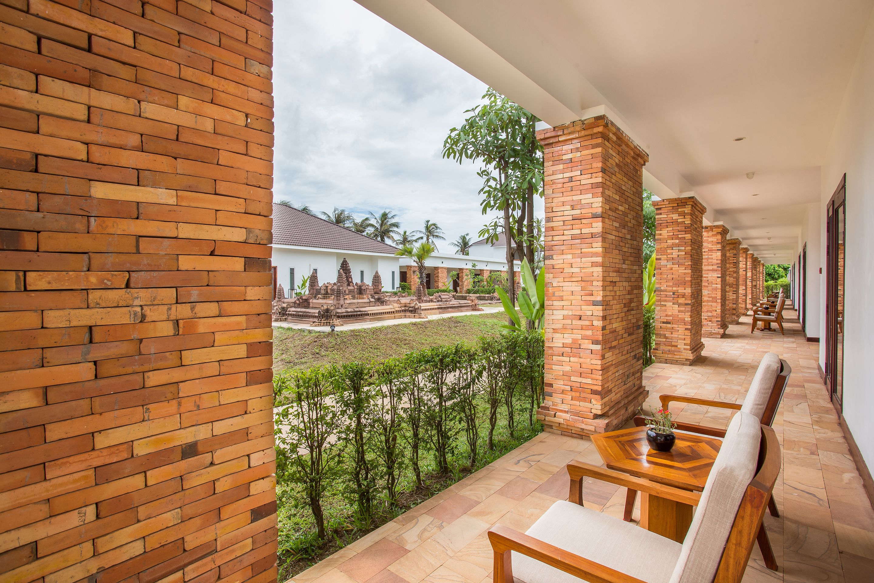 outdoor banquet area