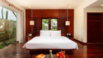 Poolside Suite | 1 bedroom, Egyptian cotton sheets, premium bedding, Select Comfort beds