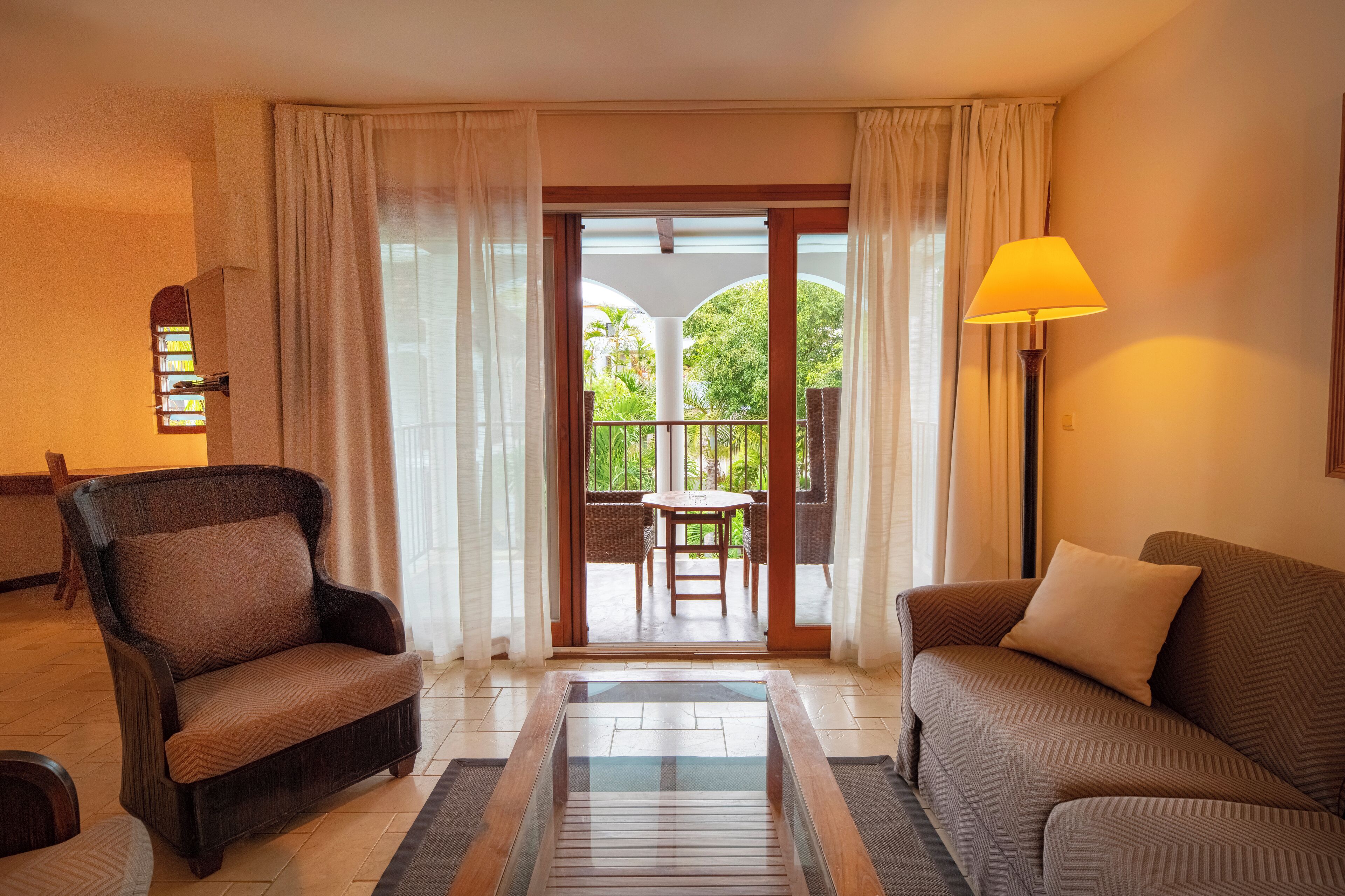 junior room | living area | lcd tv