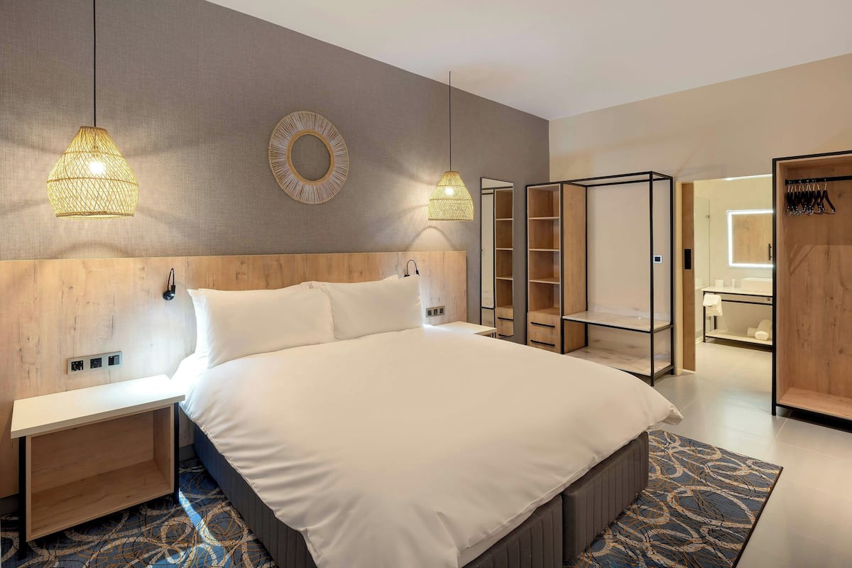 in-room safe, desk, iron/ironing board, free cots/infant beds