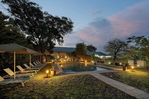 Outdoor pool - Protea Hotel by Marriott Ndola (Ndola)