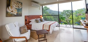 Minibar, camas plegables/adicionales, wifi gratis y ropa de cama 