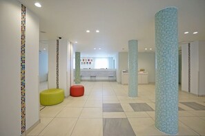 Lobby - La'gent Hotel Osaka Bay (Osaka)