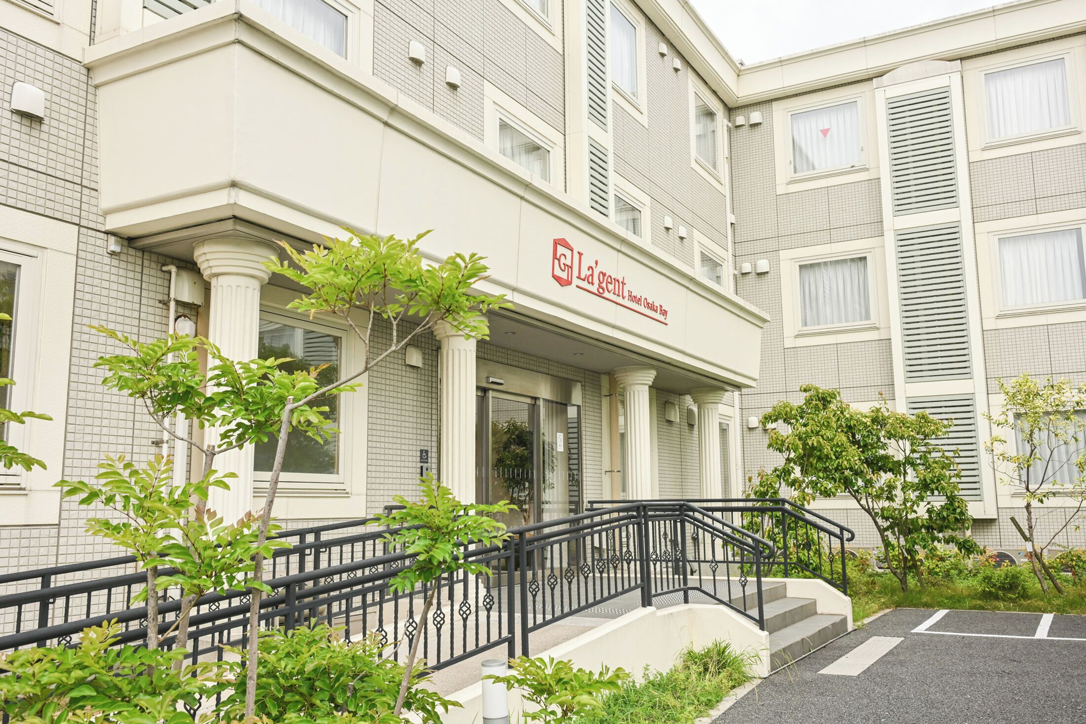 واجهة المنشأة