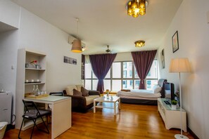 Superior studio, toegankelijk voor mindervaliden, keuken | Individueel gedecoreerd, individueel gemeubileerd, een bureau