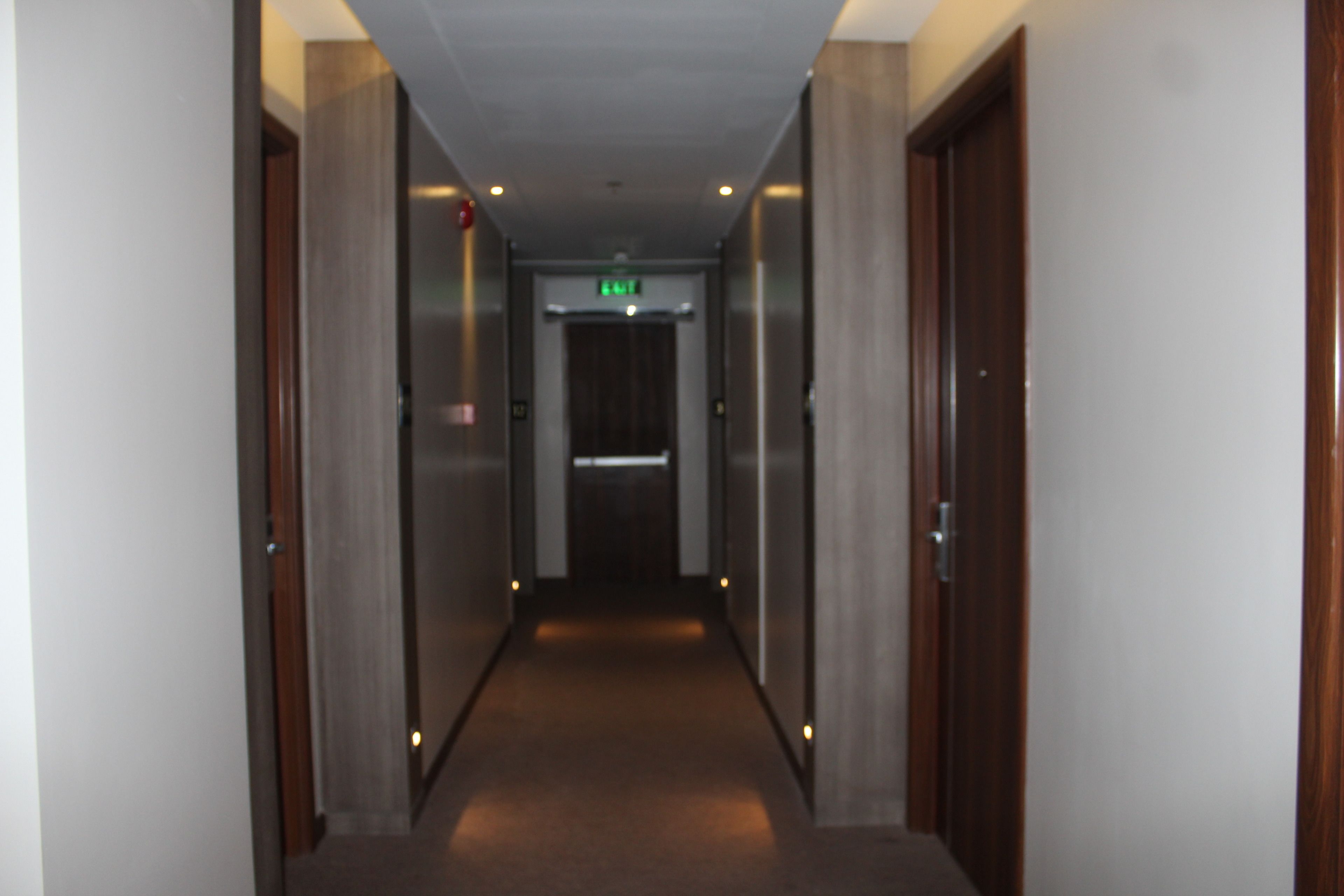 standard double room | 1 bedroom, minibar, in-room safe, desk