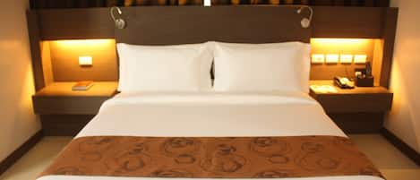 1 Schlafzimmer, Minibar, Zimmersafe, Schreibtisch