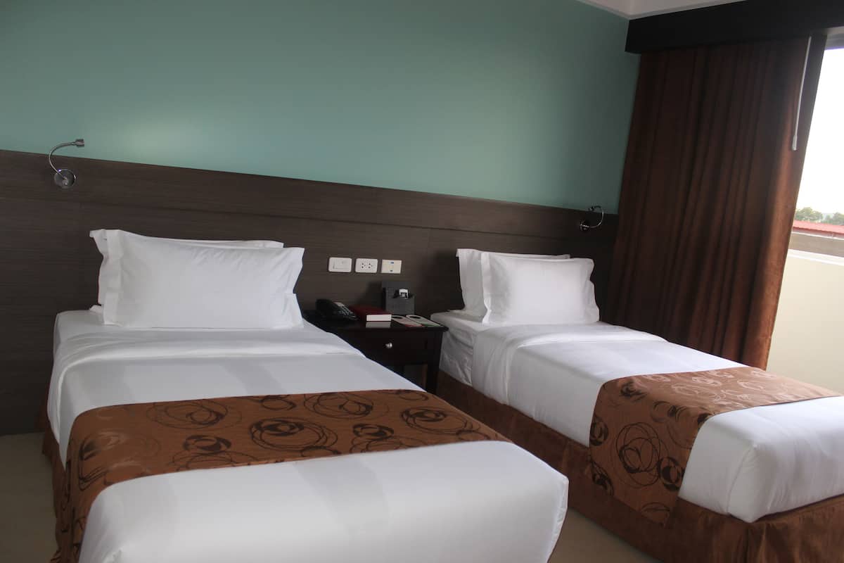 1 bedroom, minibar, in-room safe, desk