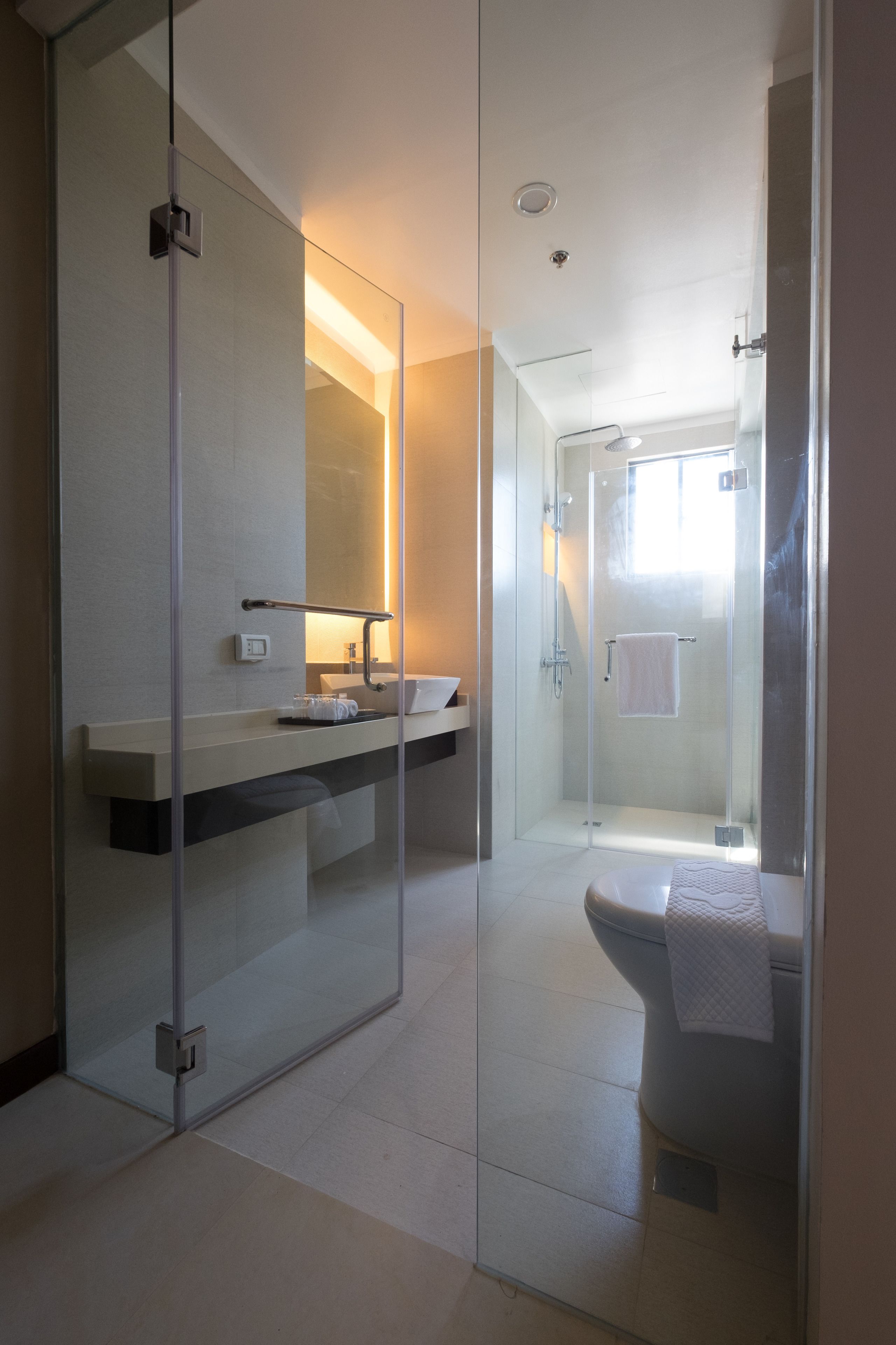 1 bedroom, minibar, in-room safe, desk