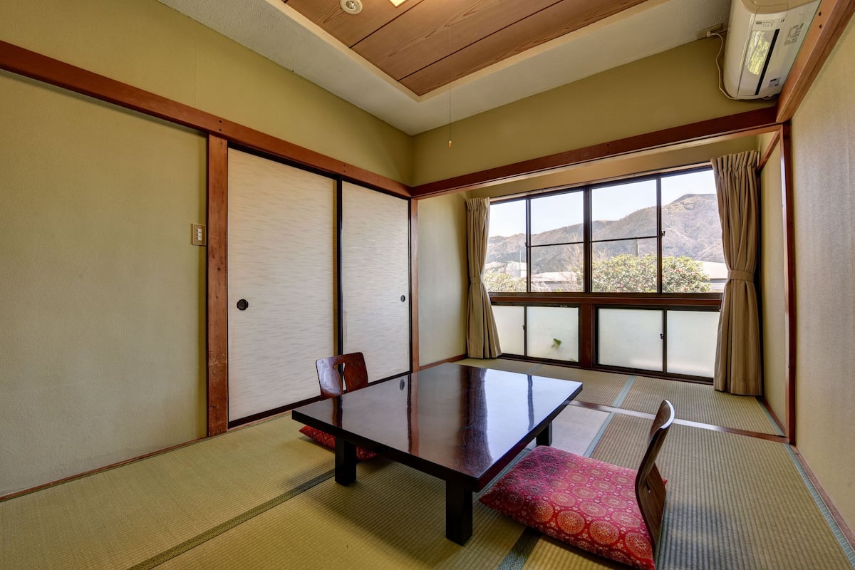 Japanese Style Room 6 Tatami Mats (Private toilet, Shared bathroom, Futon), Non Smoking