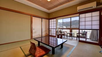Phòng truyền thống, không hút thuốc (PrivateToilet, SharedBathroom,8Tatami) | Két bảo mật tại phòng, truy cập Internet không dây miễn phí