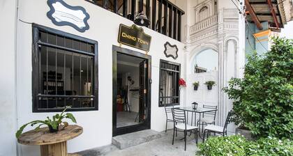 Chino Town Gallery Alley