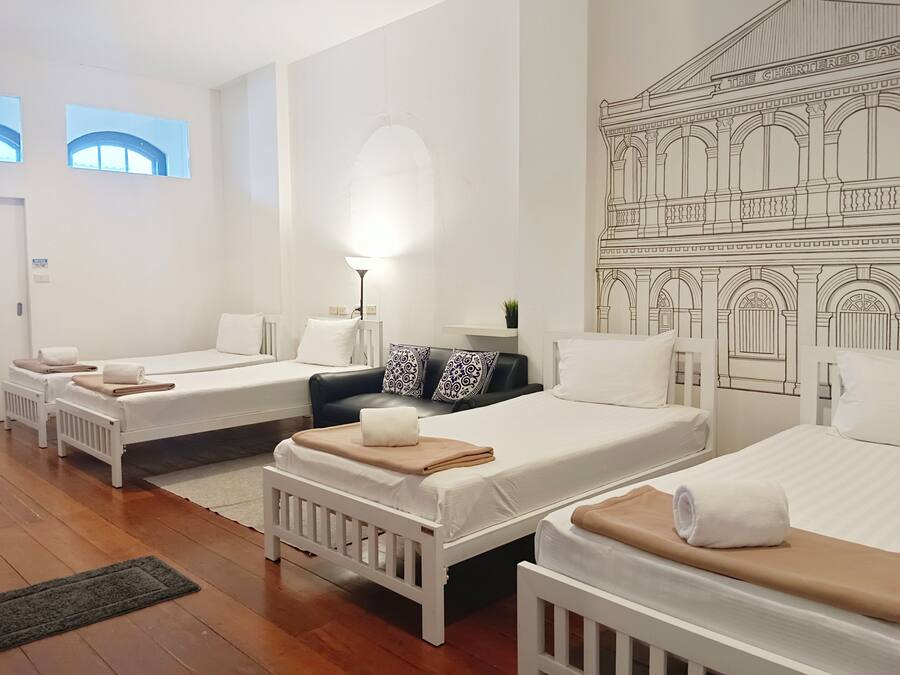 Family Room | Free WiFi, bed sheets