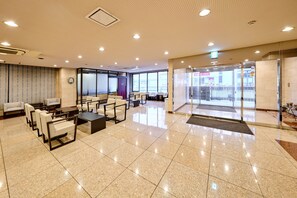 Lobby - Smile Hotel Tokyo Shinkoiwa (Tokyo)