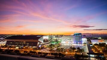 Premium Room with Balcony | City view