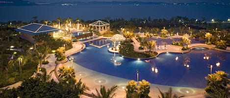 Indoor pool, seasonal outdoor pool