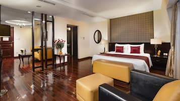 Suite junior | 1 habitación, minibar, caja de seguridad en la habitación y escritorio