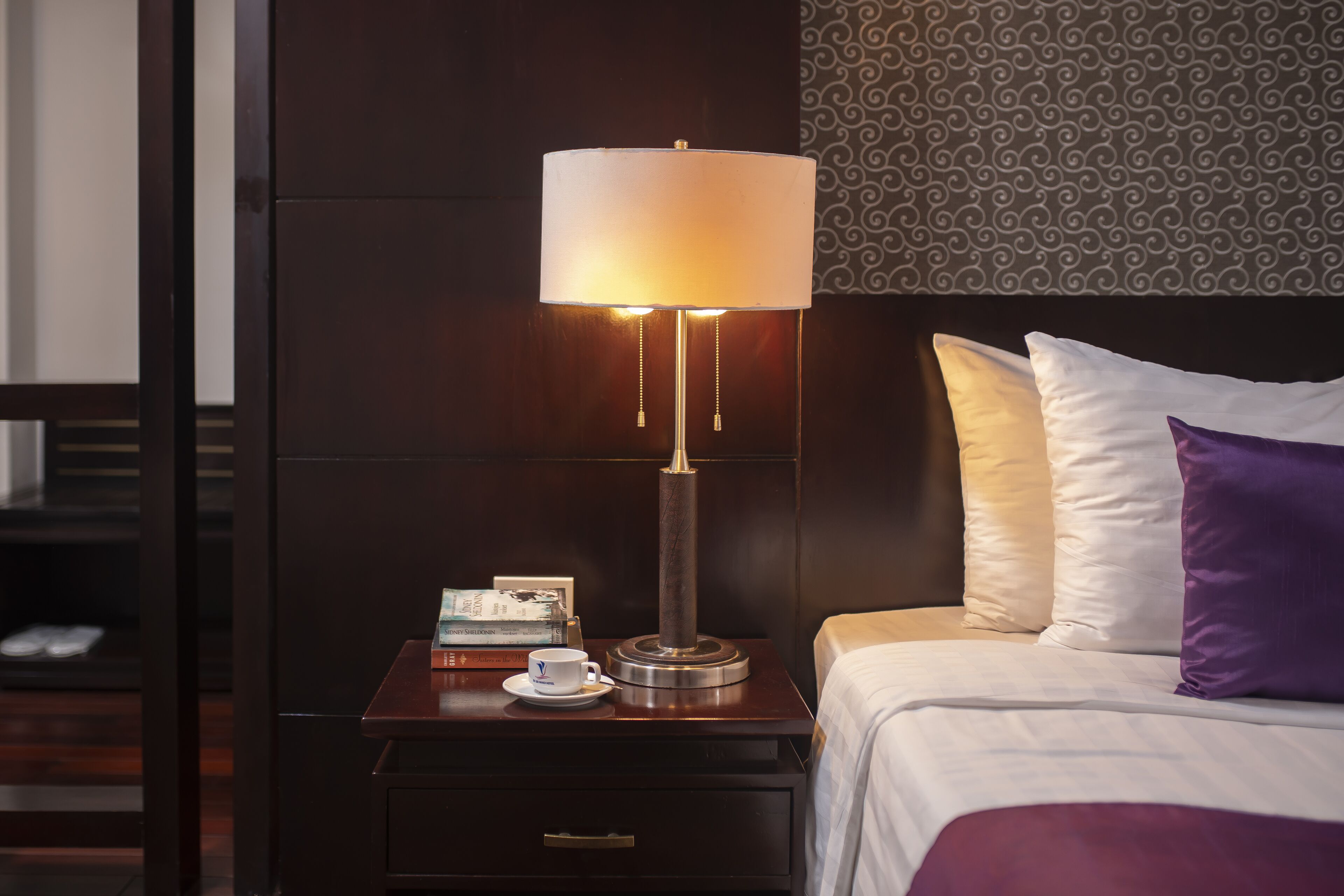 suite (with bathtub) | minibar, in-room safe, desk, blackout curtains