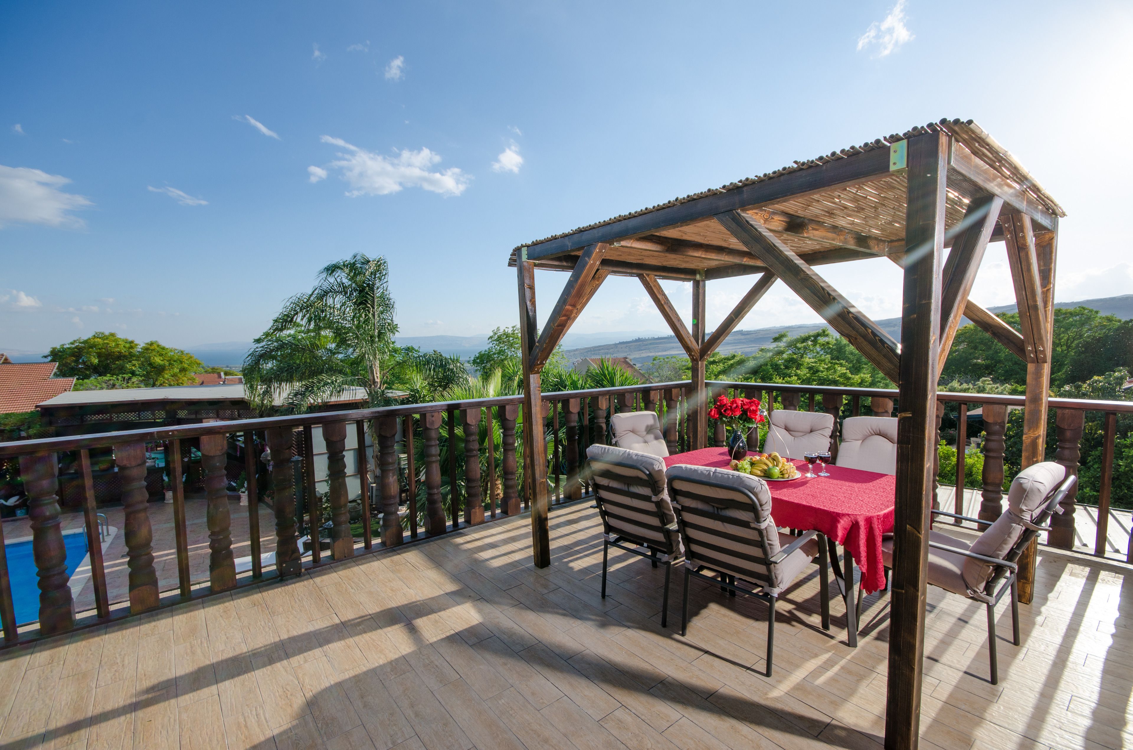 Deluxe suite, 3 slaapkamers | Terras