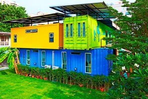 Porch - WH Hostel (Bangkok)