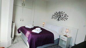Room - Marine Residence (Scarborough)