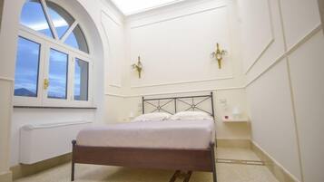 Chambre Double Standard, coin cuisine | 1 chambre, minibar, bureau, chambres insonorisées