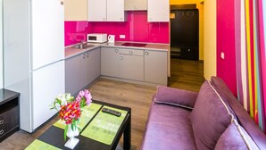 TV - Apartment Fedkovycha (Lviv)