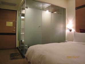 Desk, blackout curtains, free WiFi, bed sheets