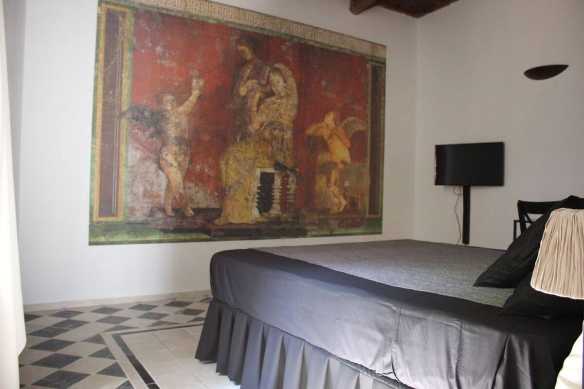 Deluxe Room, Non Smoking (Pompei) | Egyptian cotton sheets, premium bedding, individually decorated