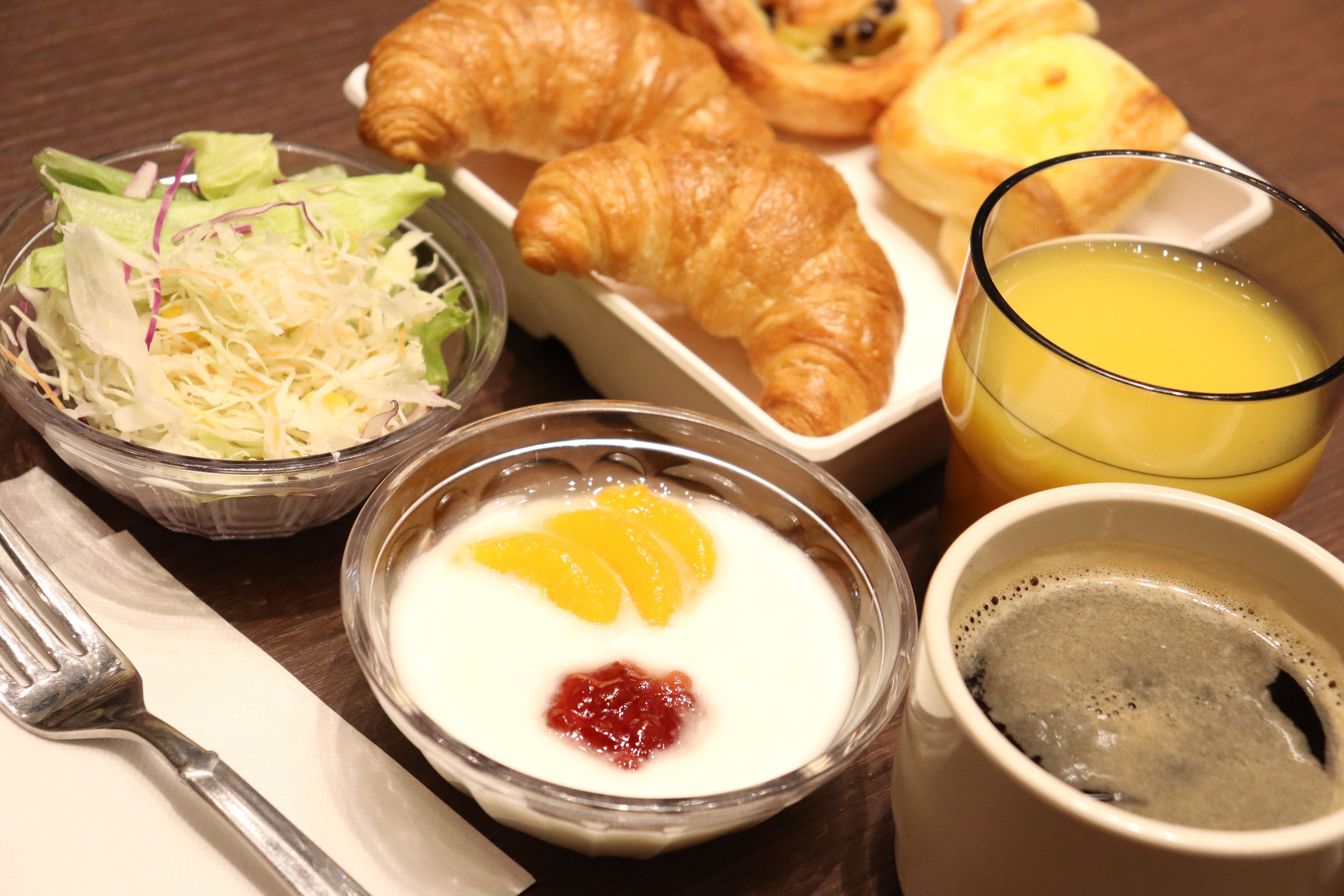 daily full breakfast (jpy 500 per person)