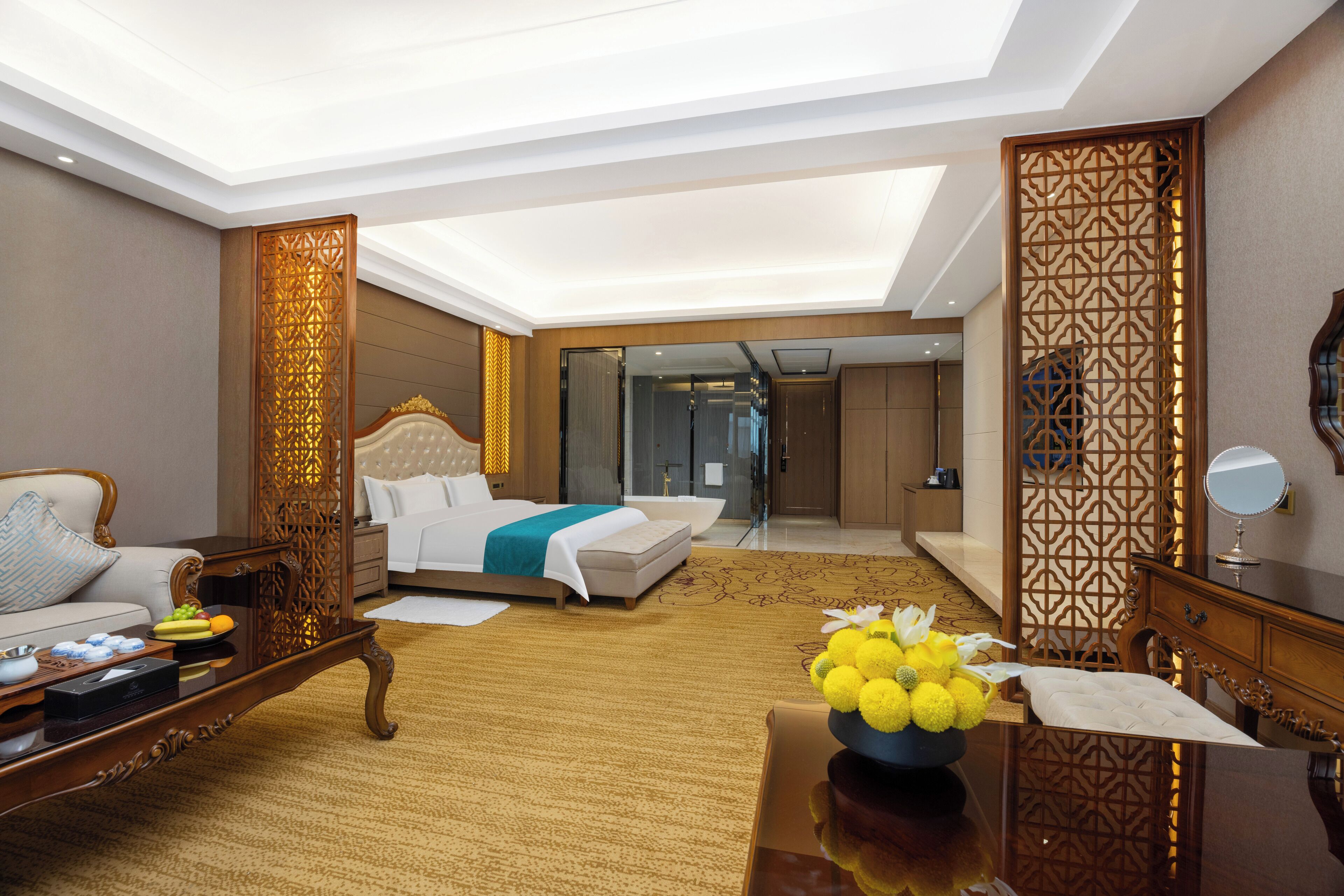 premier suite | 1 bedroom, minibar, in-room safe, desk