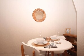 Restauration dans la chambre