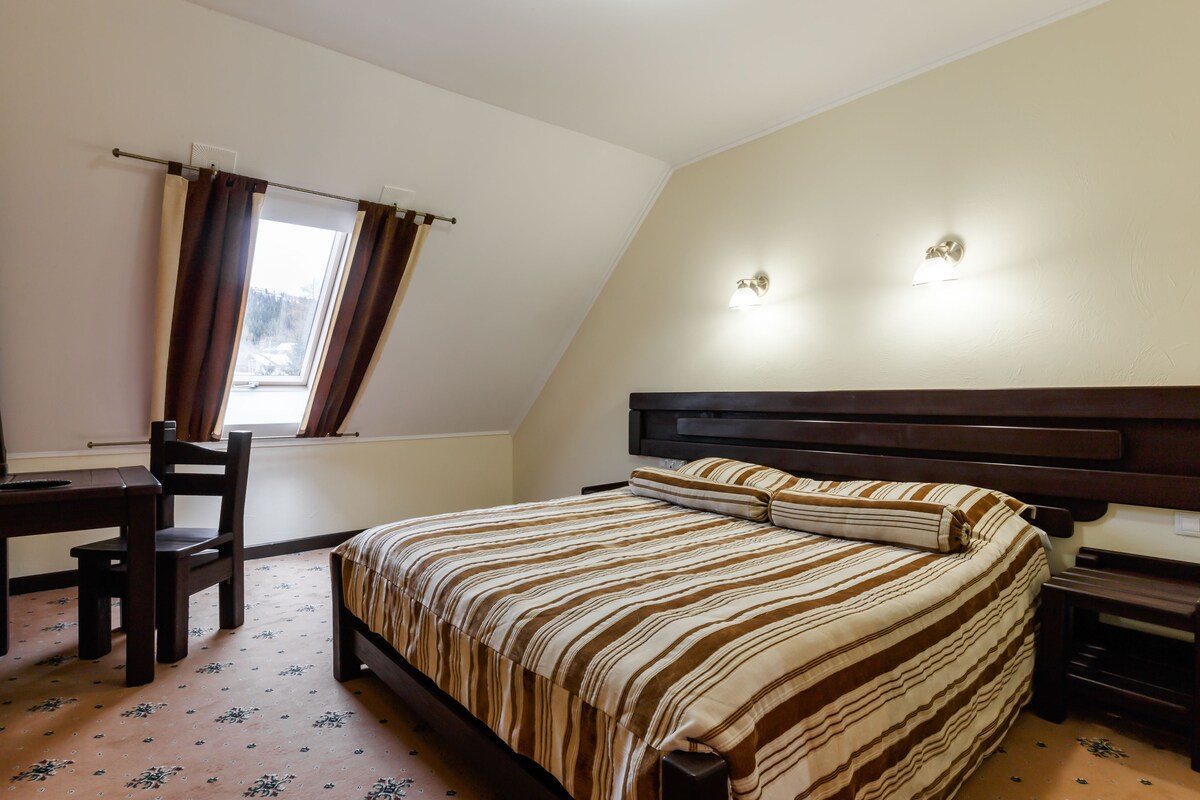 Deluxe-Maisonette (split level apartment)