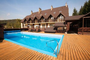 Pool - Hotel Rubel (Yaremche)