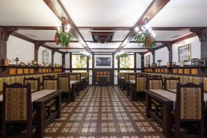 Dining - Hotel Rubel (Yaremche)