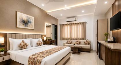 Hotel Ashish Palace
