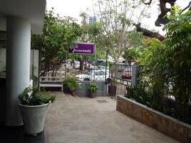 Fachada da propriedade