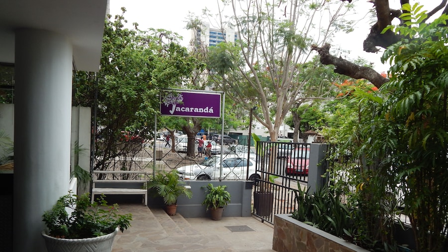 Jacaranda Guesthouse