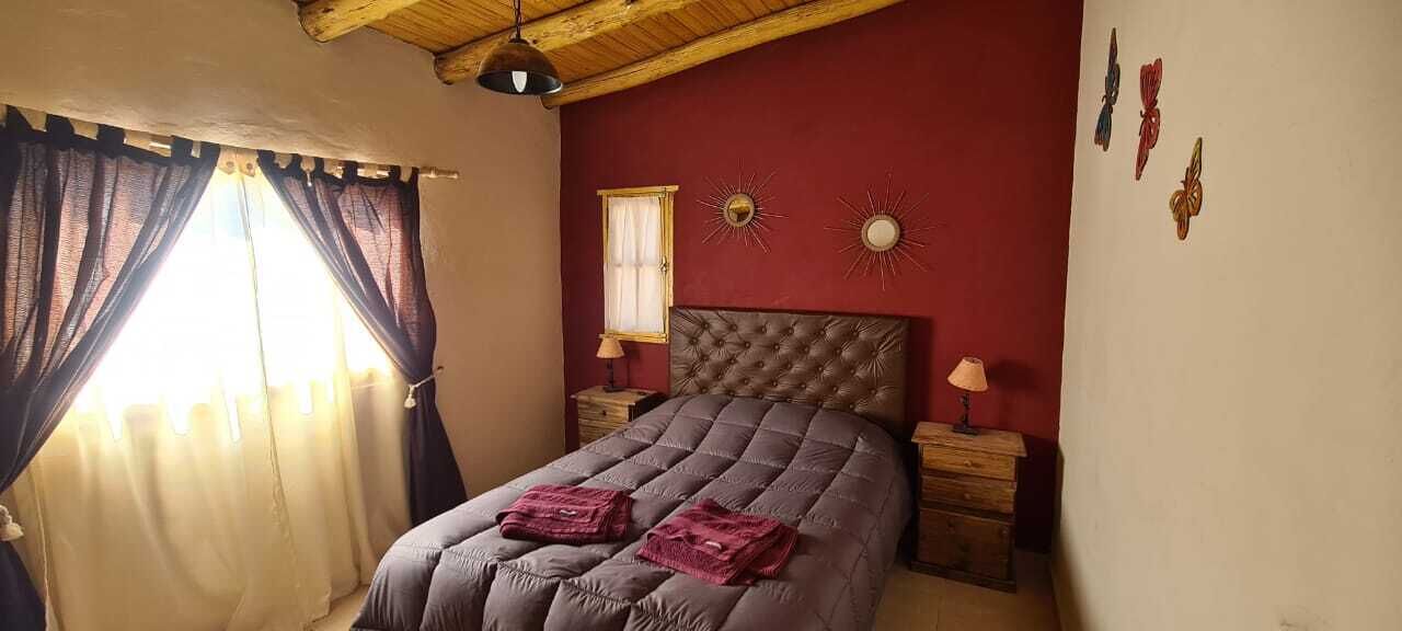 2 soverom, sengetøy av topp kvalitet, skrivebord og strykejern/-brett