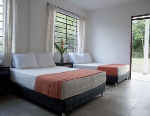 Comfort Quadruple Room, 2 Queen Beds