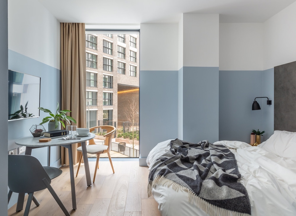 Leman Locke Aldgate by null