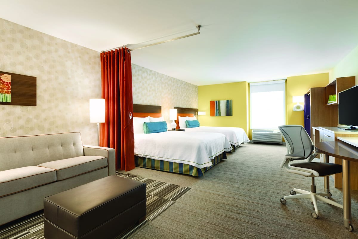 Premium bedding, pillowtop beds, desk, laptop workspace