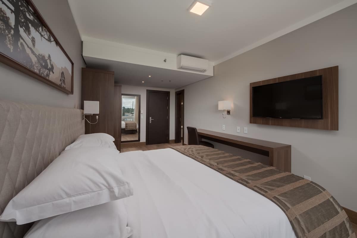 Junior Süit | Minibar, odada kasa, masa, dizüstü bilgisayar çalışma alanı