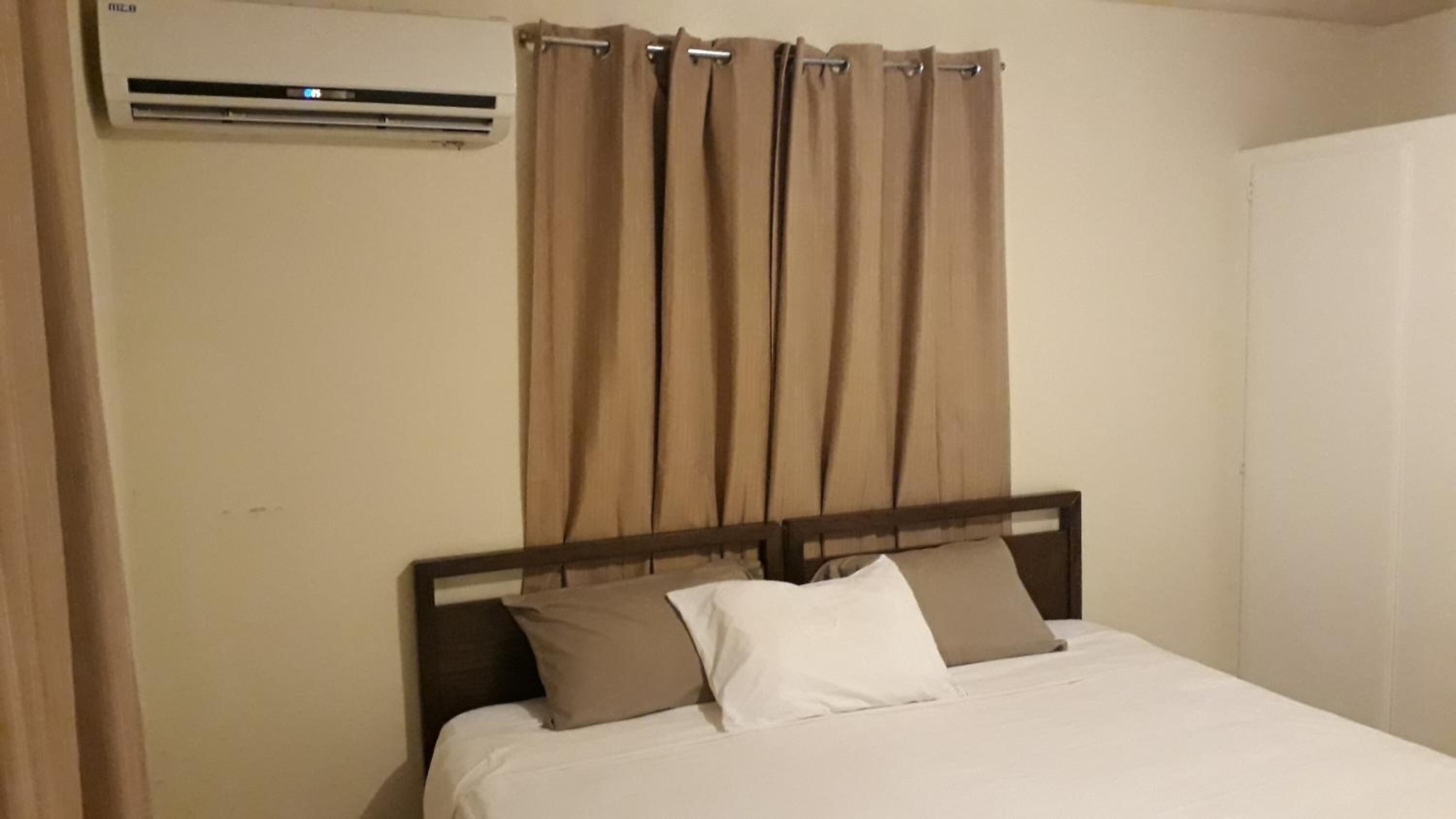 Ropa de cama de alta calidad, wifi gratis y ropa de cama 