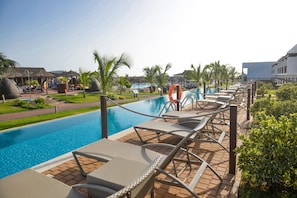 Free minibar, in-room safe, desk, blackout drapes - Melia Llana Beach Resort & Spa - All Inclusive - Adults Only (Sal)