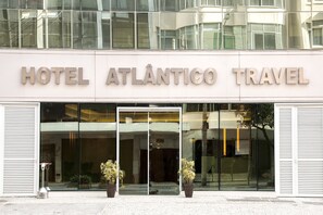 Property entrance - Hotel Atlântico Travel (Rio de Janeiro)
