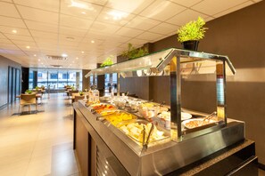 Dagelijks ontbijtbuffet inbegrepen