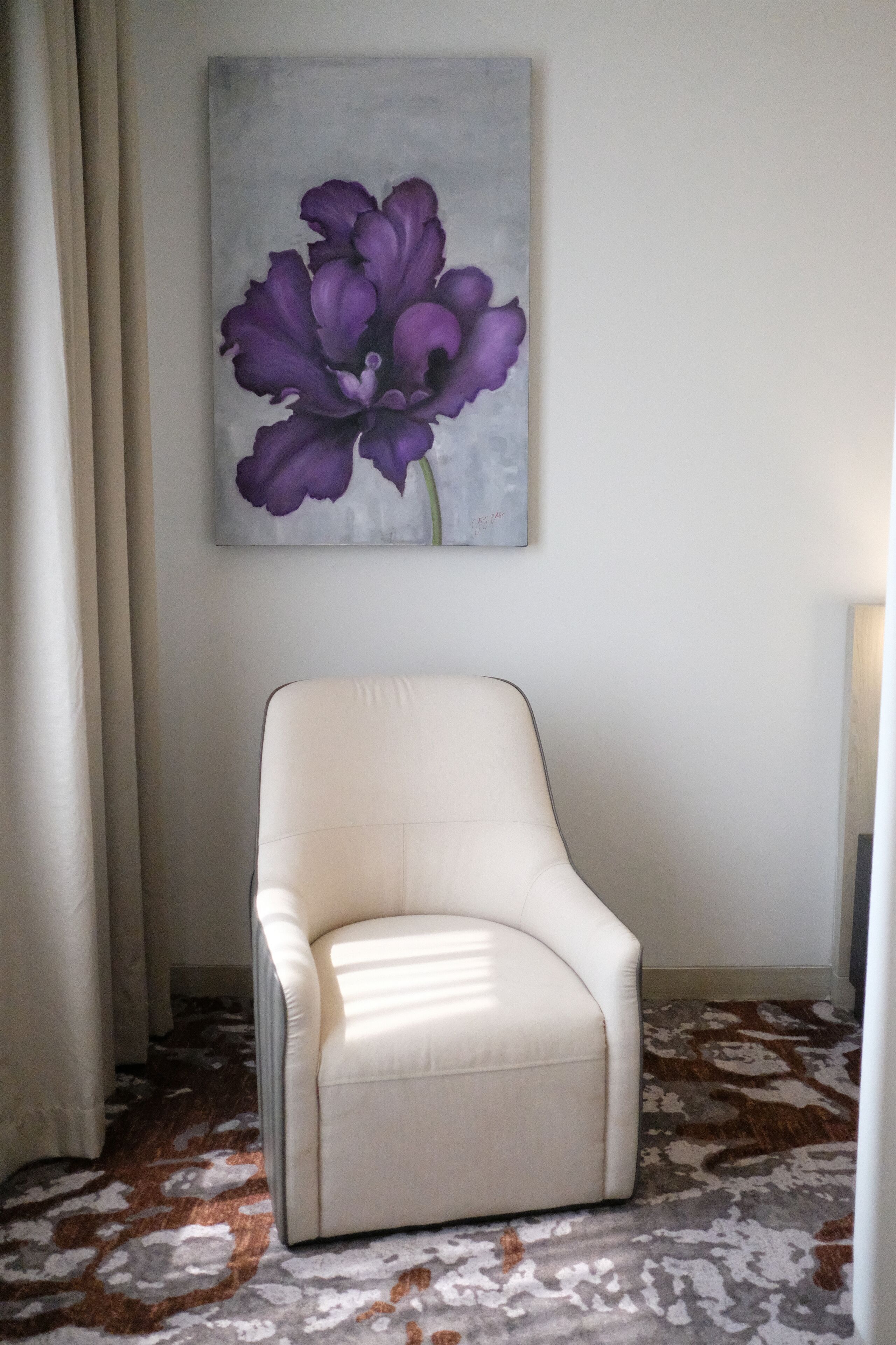 room, 1 king bed, city view | room amenity