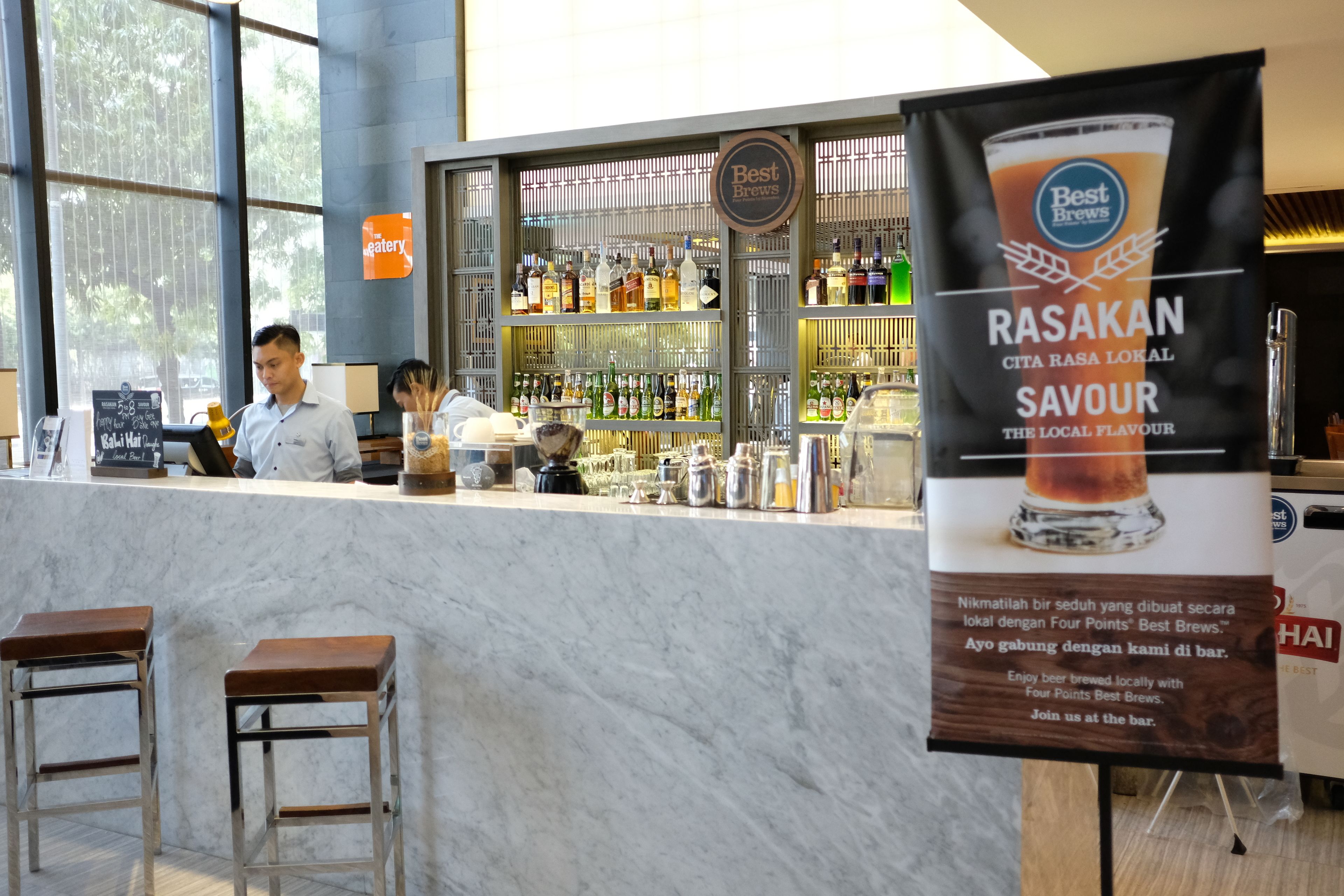 serves lunch and dinner