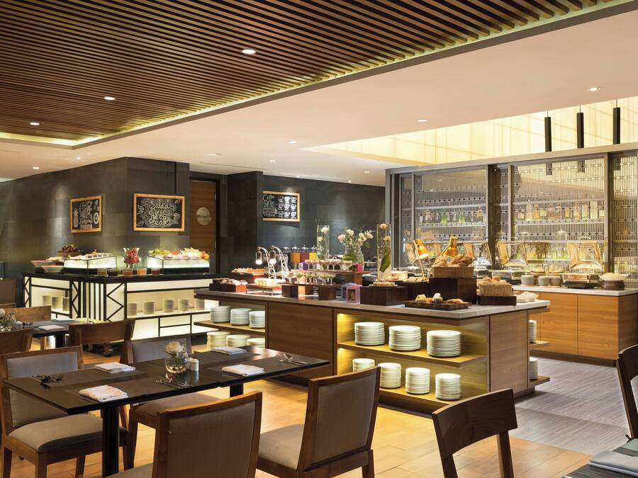 Se sirven desayunos, almuerzos, cenas y cocina internacional